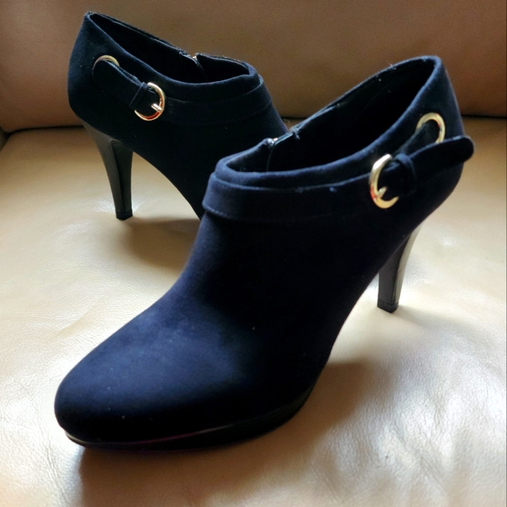Bandolino Shoe Bootie Women's Size 7
